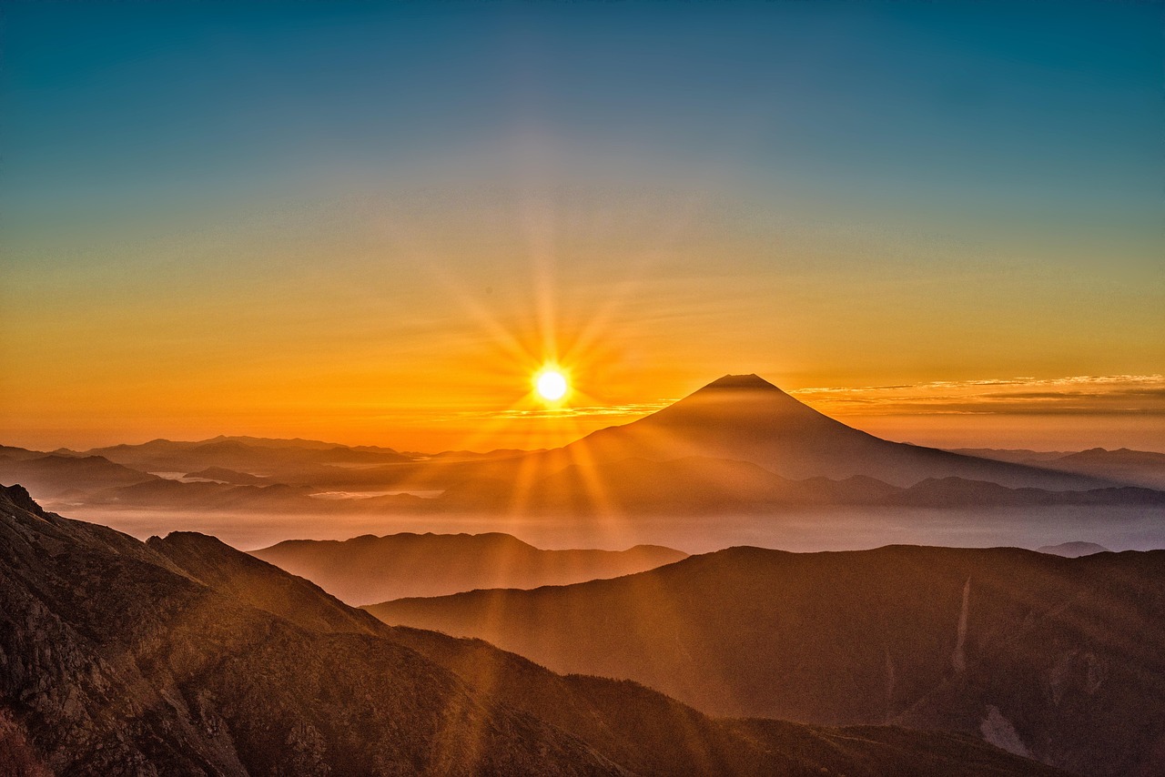 紅葉を楽しむための貸切湯がある静かな山宿はどこですか？
