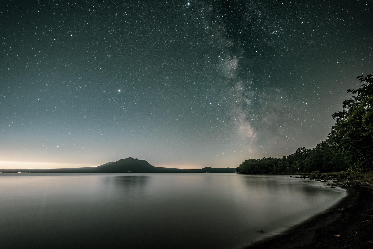 紅葉を楽しむ貸切湯の夜景プランはどんな魅力がある？
